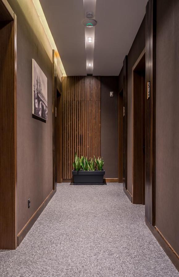 Bridge Hotel Тбилиси Экстерьер фото