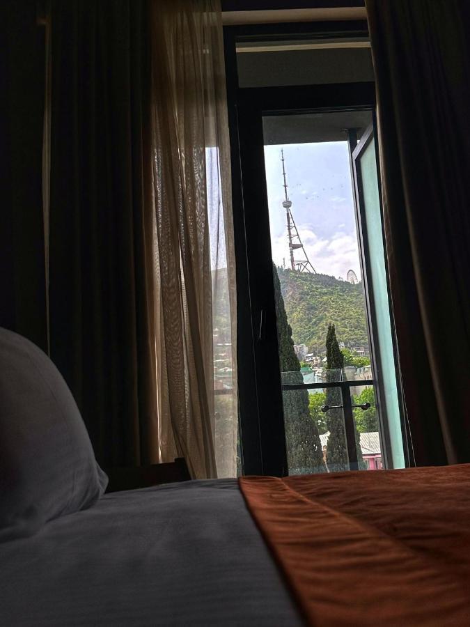 Bridge Hotel Тбилиси Экстерьер фото